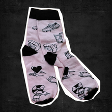 Laden Sie das Bild in den Galerie-Viewer, Schützi-DNA-Socken, Pinke Socken, 35-38