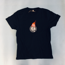 Laden Sie das Bild in den Galerie-Viewer, Stadion Grill «On Fire» T-Shirt